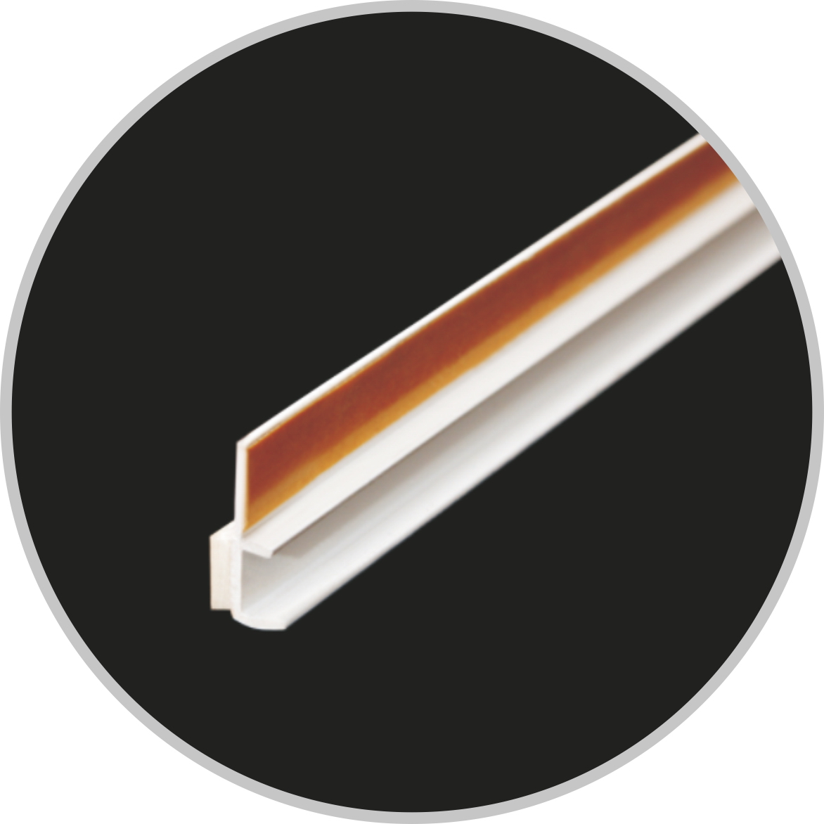 Profil APU okenný s páskou 9mm dl. 2,4 m